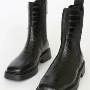 Vagabond Jillian Black Croc Embossed Square-Toe Chelsea Boots Size 41, 10